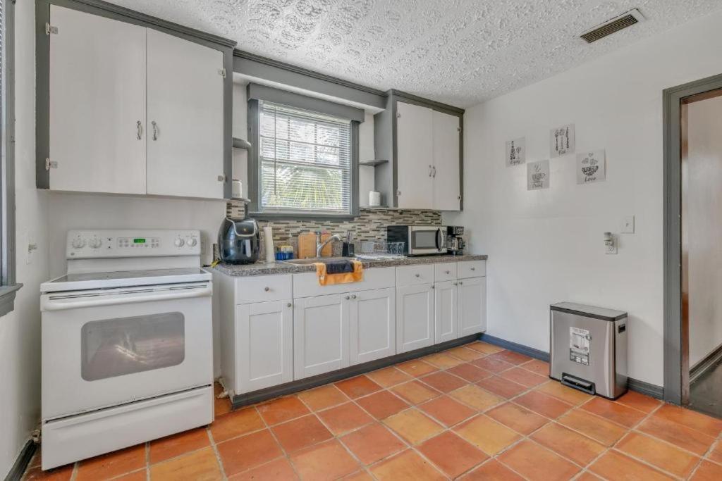 Comfy Pet Friendly Home In Jacksonville Mins To Downtown'S Zewnętrze zdjęcie
